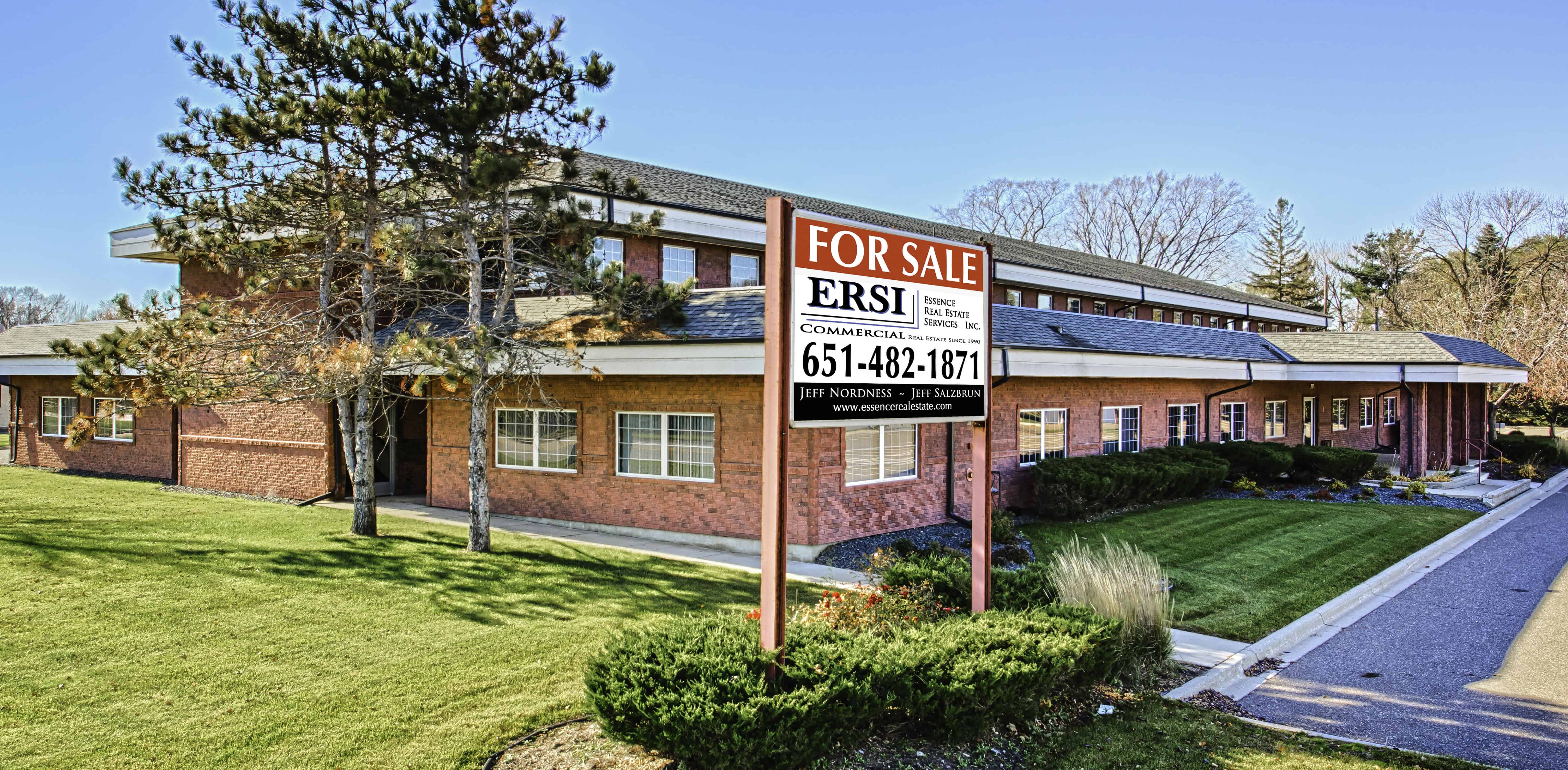 COUNTRY DRIVE Essence Real Estate Services